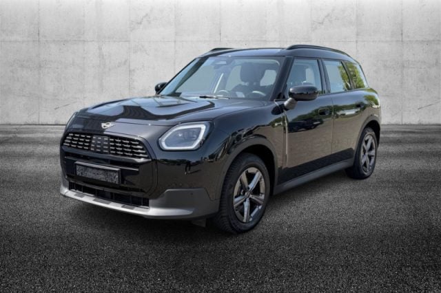 MINI Mini C Classic Countryman, del 2024, 37.400 km, in vendita a Pieve Di Cento (BO)