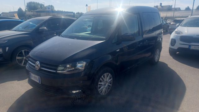 Volkswagen Caddy 2.0 TDI 102 CV Trendline, del 2018, 199.100 km, in vendita a Pieve Di Cento (BO)