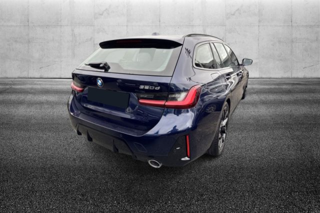 BMW 320 d 48V Touring Msport - foto 3 di 4