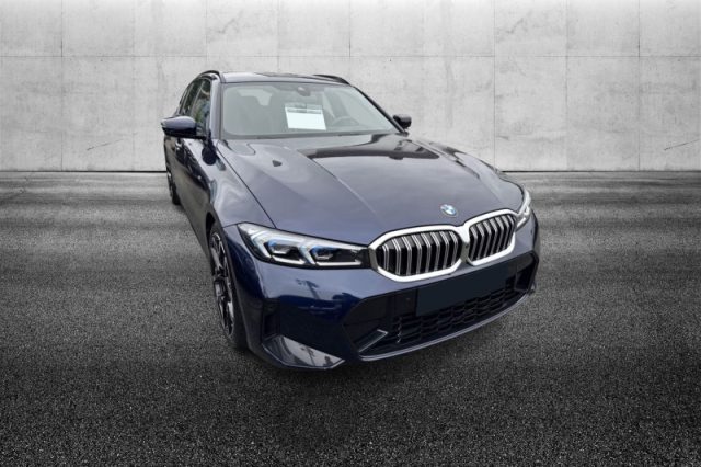 BMW 320 d 48V Touring Msport - foto 2 di 4