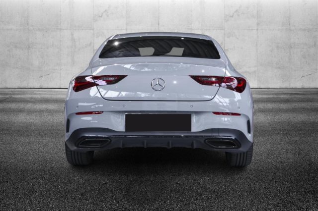 Mercedes-Benz CLA 200 Automatic AMG Line Premium - foto 4 di 4