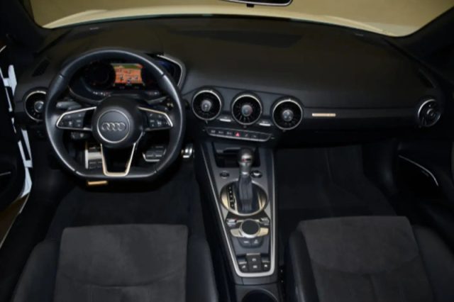 Audi TT Roadster 40 TFSI S tronic - foto 4 di 4