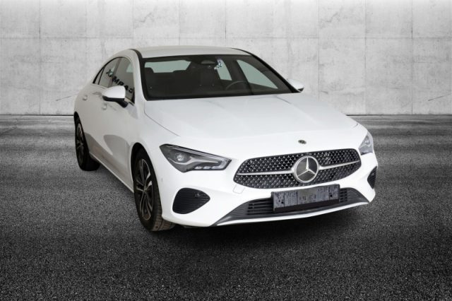 Mercedes-Benz CLA 200 d Automatic Progressive Advanced Plus - foto 2 di 4