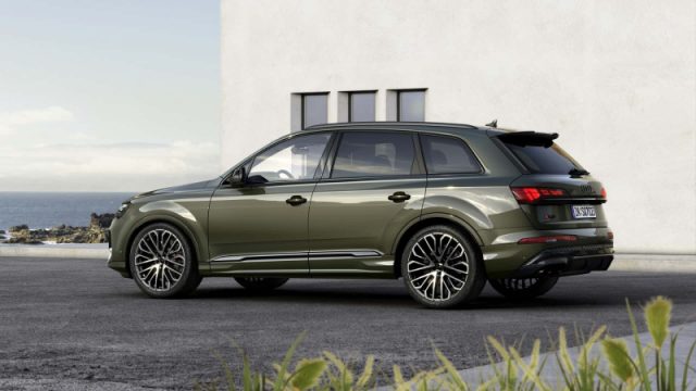 Audi SQ7 SUV TFSI quattro tipronic sport attitude - foto 4 di 4