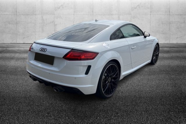 Audi TT Coupé 40 TFSI S tronic - foto 2 di 4