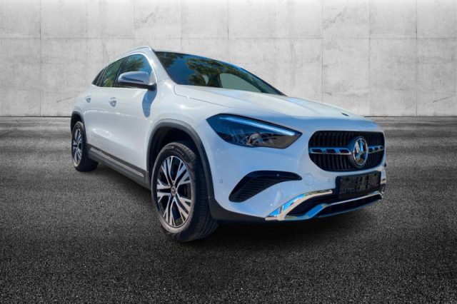 Mercedes-Benz GLA 180 d Automatic Progressive Advanced Plus - foto 2 di 4
