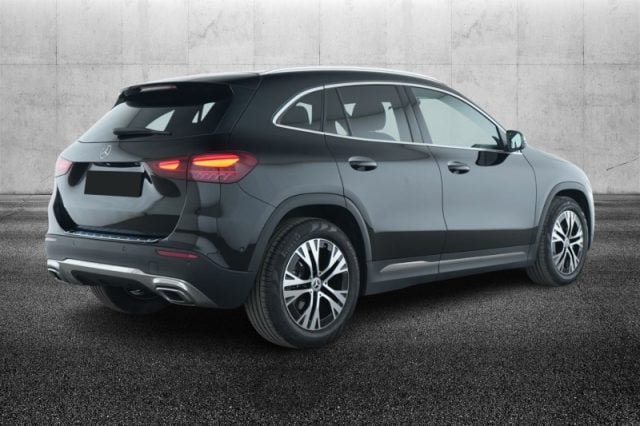 Mercedes-Benz GLA 200 d Automatic Progressive Advanced Plus - foto 3 di 4