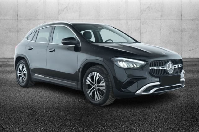 Mercedes-Benz GLA 200 d Automatic Progressive Advanced Plus - foto 2 di 4