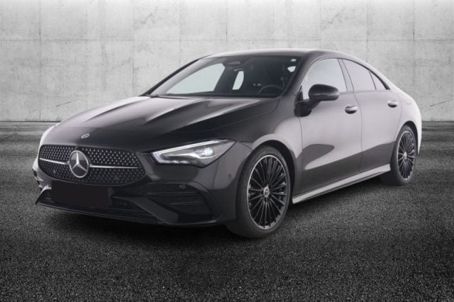 Mercedes-Benz CLA 200 Automatic AMG Line Premium, del 2025, 13.600 km, in vendita a Pieve Di Cento (BO)