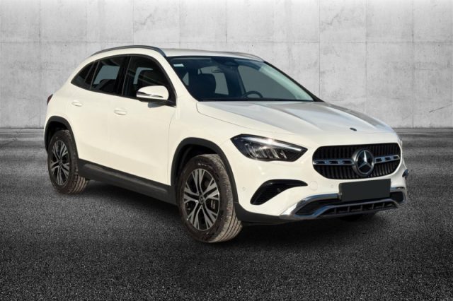 Mercedes-Benz GLA 180 d Automatic Progressive Advanced Plus - foto 2 di 4