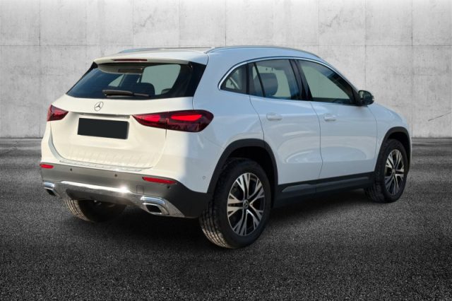 Mercedes-Benz GLA 180 d Automatic Progressive Advanced Plus - foto 3 di 4