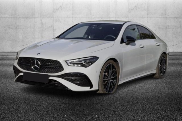 Mercedes-Benz CLA 200 Automatic AMG Line Premium, del 2025, 16.999 km, in vendita a Pieve Di Cento (BO)