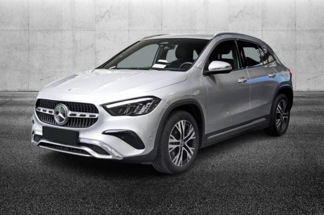 Mercedes-Benz GLA 200 d Automatic Progressive Advanced Plus, del 2025, 6.999 km, in vendita a Pieve Di Cento (BO)