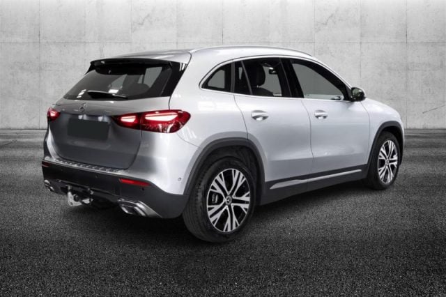 Mercedes-Benz GLA 200 d Automatic Progressive Advanced Plus - foto 3 di 4
