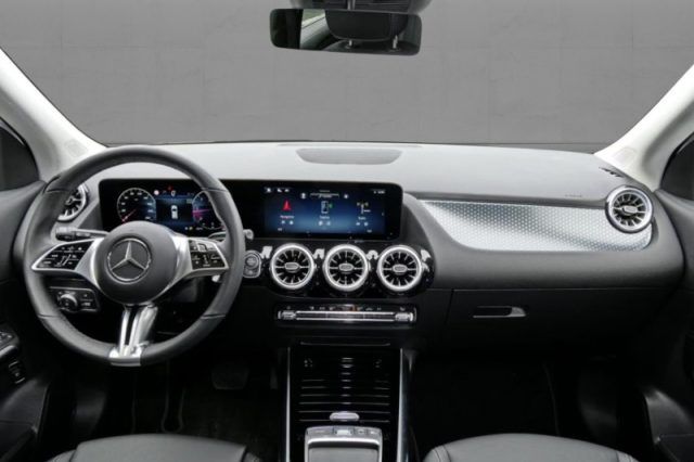 Mercedes-Benz GLA 180 d Automatic Progressive Advanced Plus - foto 4 di 4