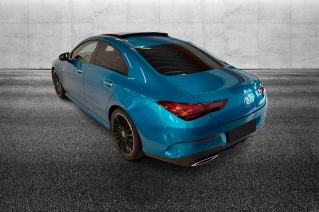 Mercedes-Benz CLA 200 Automatic AMG Line Premium - foto 4 di 4