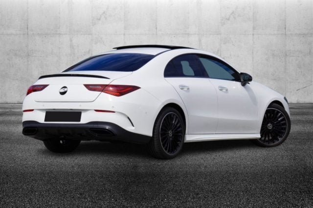 Mercedes-Benz CLA 250 Automatic 4Matic AMG Line Premium - foto 4 di 4