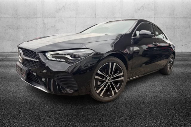 Mercedes-Benz CLA 200 Automatic Progressive Advanced Plus, del 2023, 44.700 km, in vendita a Pieve Di Cento (BO)