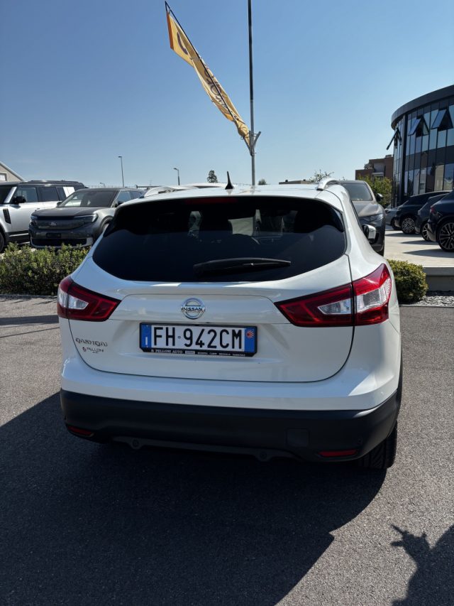 Nissan Qashqai 1.6 dCi 2WD Tekna - foto 4 di 4