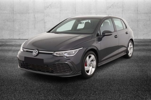 Volkswagen Golf 2.0 TDI DSG GTD, del 2023, 30.999 km, in vendita a Pieve Di Cento (BO)
