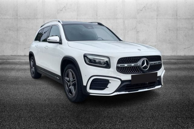 Mercedes-Benz GLB 200 Automatic AMG Line Advanced Plus, del 2024, 29.800 km, in vendita a Pieve Di Cento (BO)