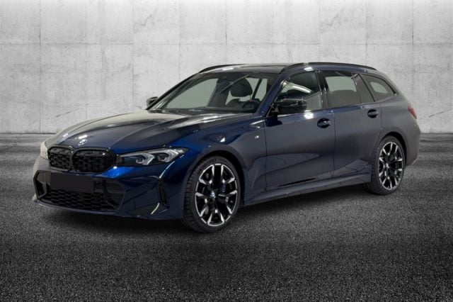 BMW 340 M i 48V xDrive Touring Serie 3(G20/1-80/1), del 2025, 5.800 km, in vendita a Pieve Di Cento (BO)