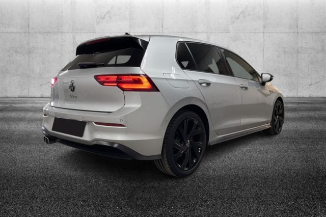 Volkswagen Golf 2.0 TDI DSG GTD - foto 2 di 4
