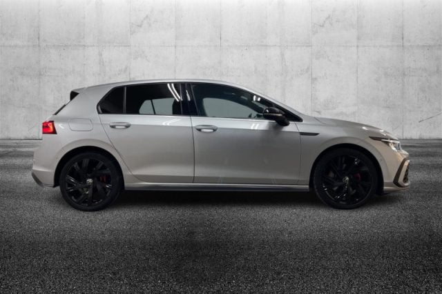 Volkswagen Golf 2.0 TDI DSG GTD - foto 4 di 4
