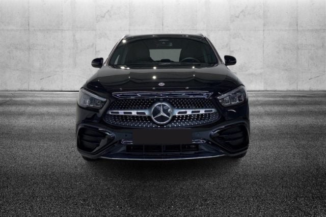 Mercedes-Benz GLA 200 Automatic AMG Line Advanced Plus - foto 4 di 4