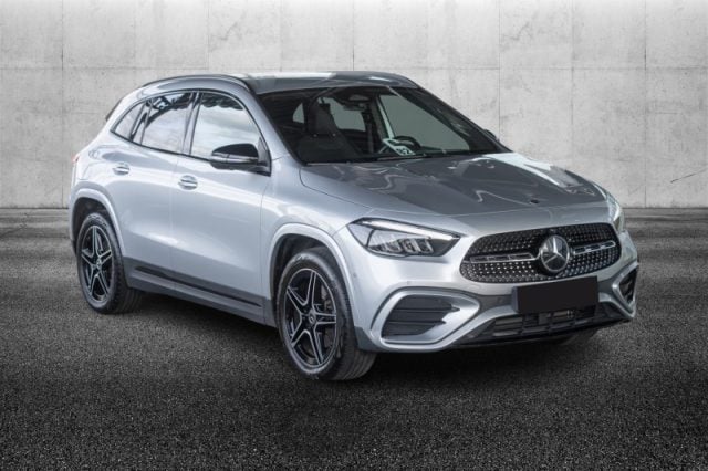 Mercedes-Benz GLA 250 e hybrid EQ AMG Line Advanced Plus, del 2024, 58.400 km, in vendita a Pieve Di Cento (BO)
