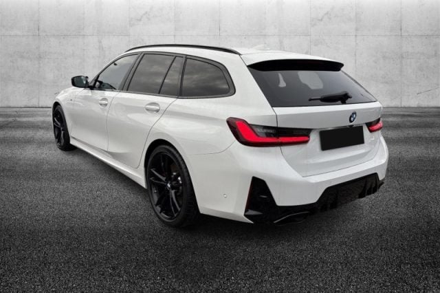 BMW 340 M d 48V xDrive Touring Serie 3(G20/1-80/1) - foto 4 di 4