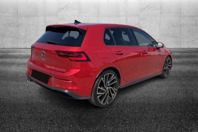 Volkswagen Golf 2.0 TDI DSG GTD - foto 3 di 4