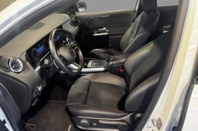 Mercedes-Benz GLA 200 d Automatic AMG Line Advanced Plus - foto 2 di 4