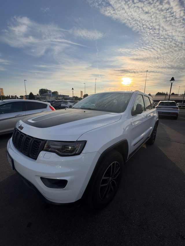 Jeep Grand Cherokee 3.0 V6 CRD 250 CV Multijet II Trailhawk - foto 3 di 4