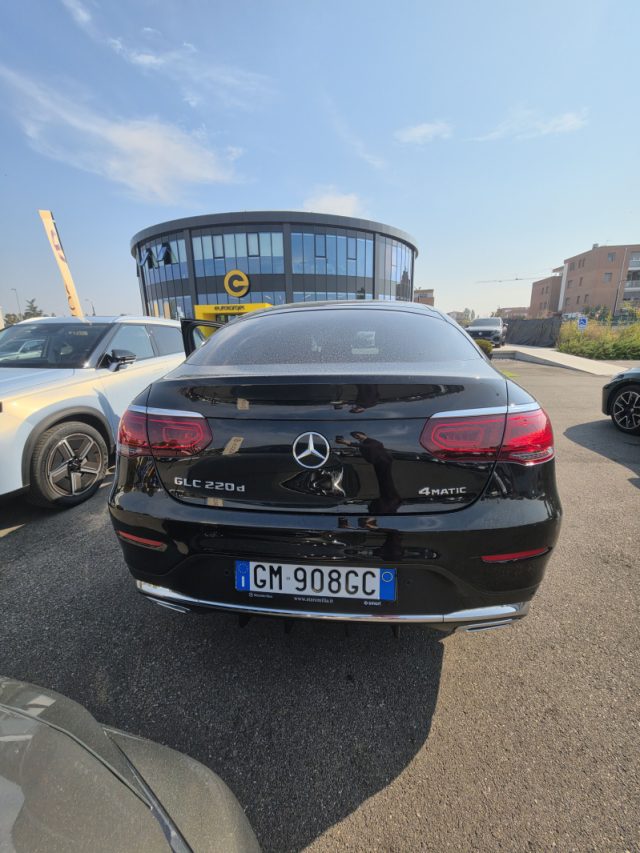 Mercedes-Benz GLC 220 d 4Matic Coupé Premium - foto 2 di 4