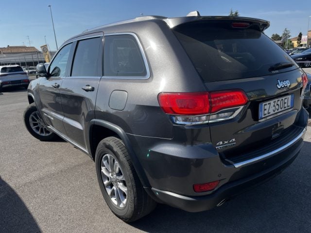 Jeep Grand Cherokee 3.0 V6 CRD Multijet II Laredo - foto 3 di 4
