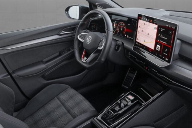 Volkswagen Golf 2.0 TSI DSG GTI - foto 3 di 4
