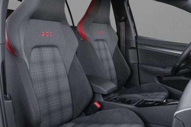 Volkswagen Golf 2.0 TSI DSG GTI - foto 4 di 4