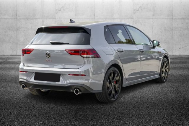 Volkswagen Golf 2.0 TSI DSG GTI - foto 2 di 4