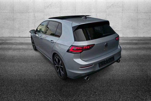 Volkswagen Golf 2.0 TSI DSG GTI - foto 3 di 4