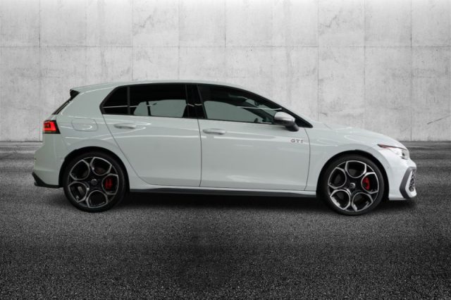 Volkswagen Golf 2.0 TSI DSG GTI - foto 3 di 4