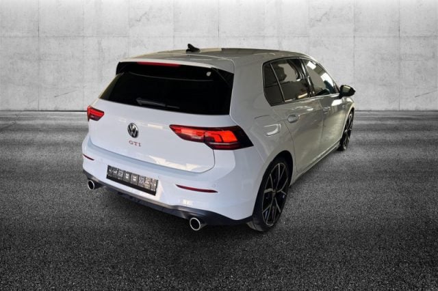 Volkswagen Golf 2.0 TSI DSG GTI - foto 4 di 4