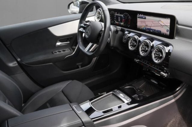 Mercedes-Benz A 250 Automatic 4Matic AMG Line Premium - foto 4 di 4