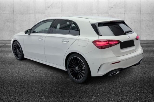 Mercedes-Benz A 250 Automatic 4Matic AMG Line Premium - foto 4 di 4