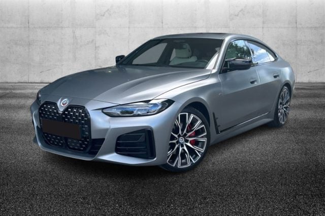 BMW M440 i xDrive 48V Msport Pro, del 2023, 48.400 km, in vendita a Pieve Di Cento (BO)