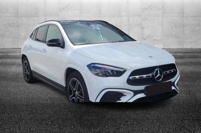 Mercedes-Benz GLA 180 Automatic AMG Line Advanced Plus - foto 2 di 4