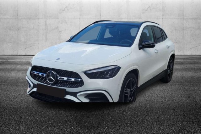 Mercedes-Benz GLA 180 Automatic AMG Line Advanced Plus, del 2024, 14.999 km, in vendita a Pieve Di Cento (BO)
