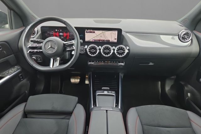 Mercedes-Benz GLA 200 d Automatic AMG Line Premium - foto 4 di 4