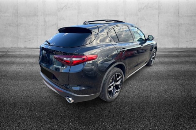 Alfa Romeo Stelvio 2.0 Turbo 200 CV AT8 Q4 Super - foto 3 di 4
