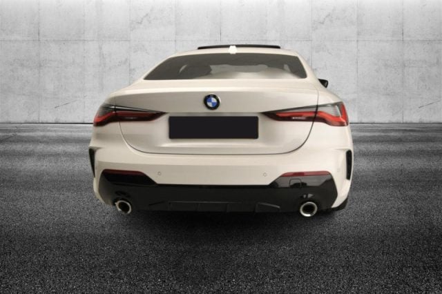 BMW 420 i Coupé Msport, del 2025, 22.999 km, in vendita a Pieve Di Cento (BO)